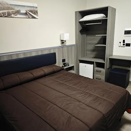 Hotel Esperia 3*