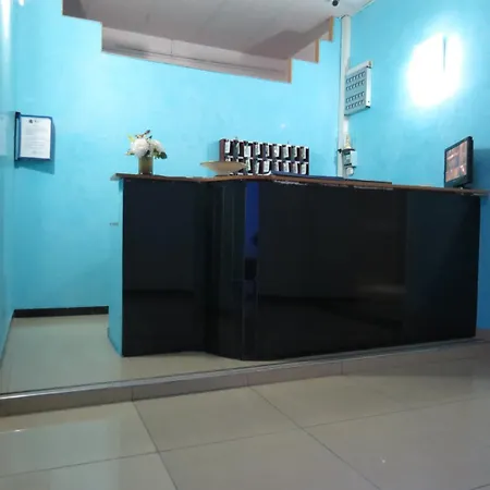 伊斯佩里亚酒店 酒店